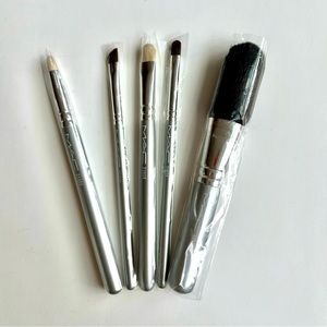 MAC Cosmetic Travel Size Brushes - NEW